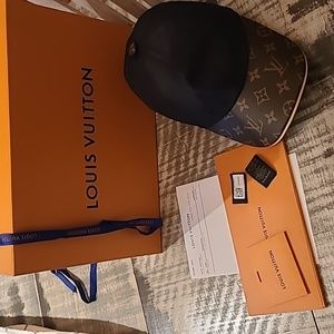 Louis vuitton get ready cap